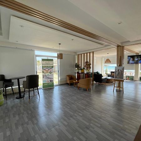 Ocean Green Beach Resorts And Villas Prampram Buitenkant foto