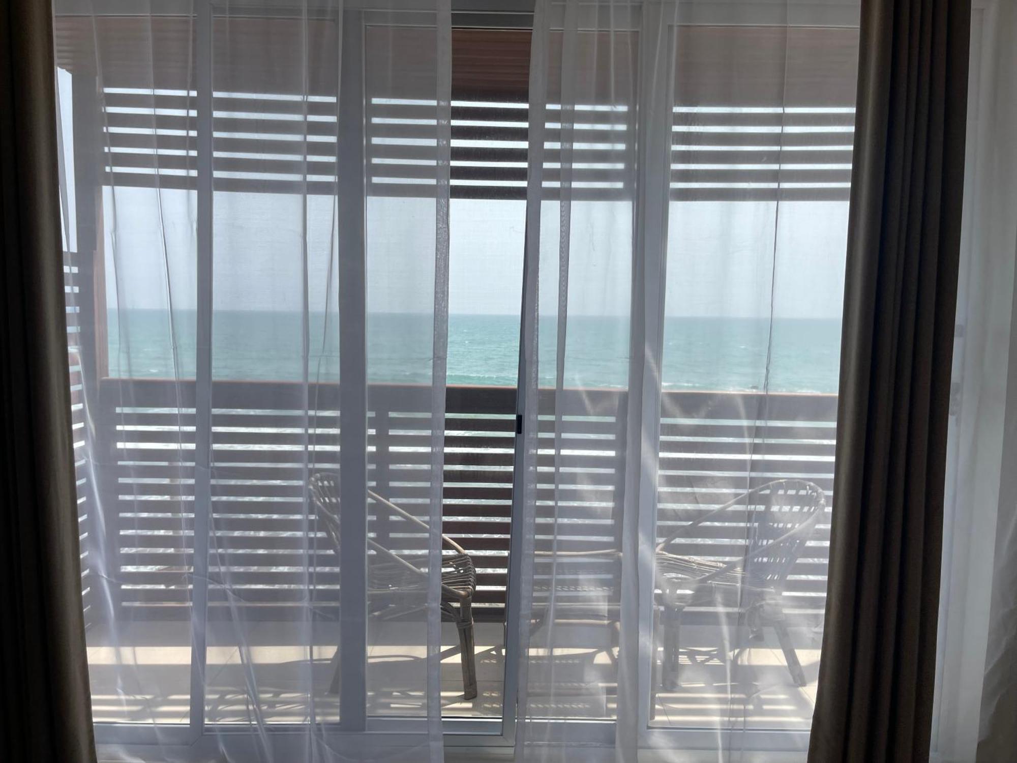 Ocean Green Beach Resorts And Villas Prampram Buitenkant foto