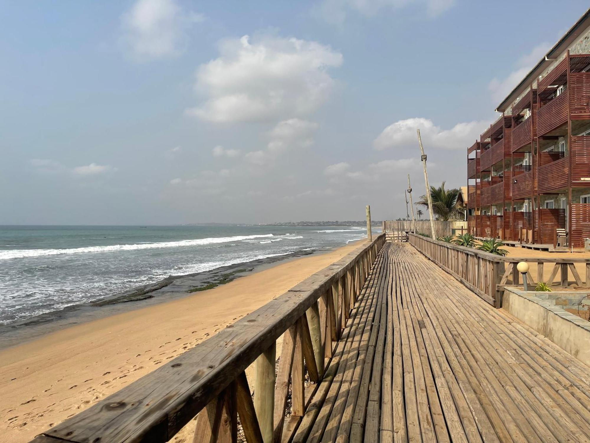 Ocean Green Beach Resorts And Villas Prampram Buitenkant foto