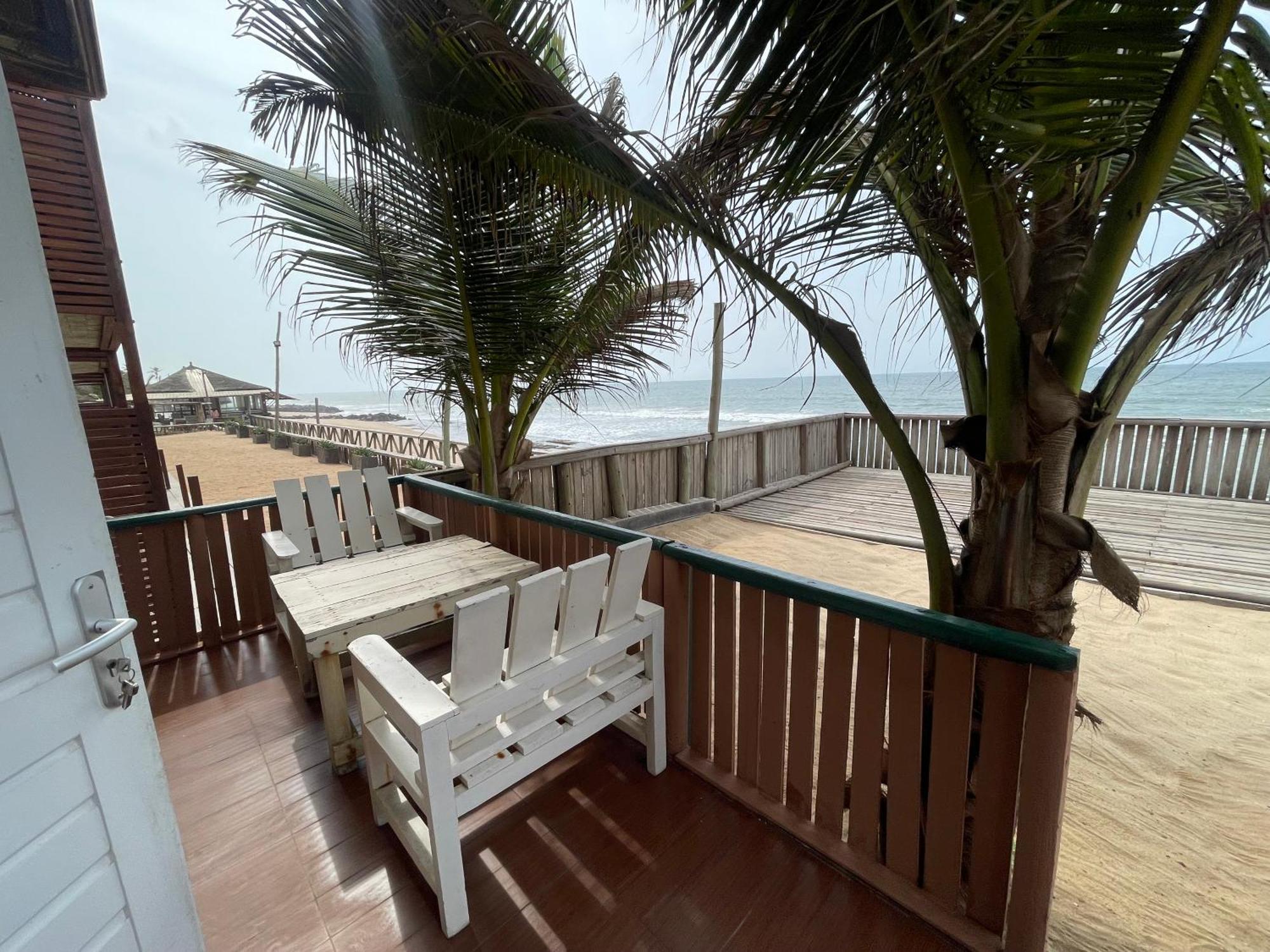Ocean Green Beach Resorts And Villas Prampram Buitenkant foto