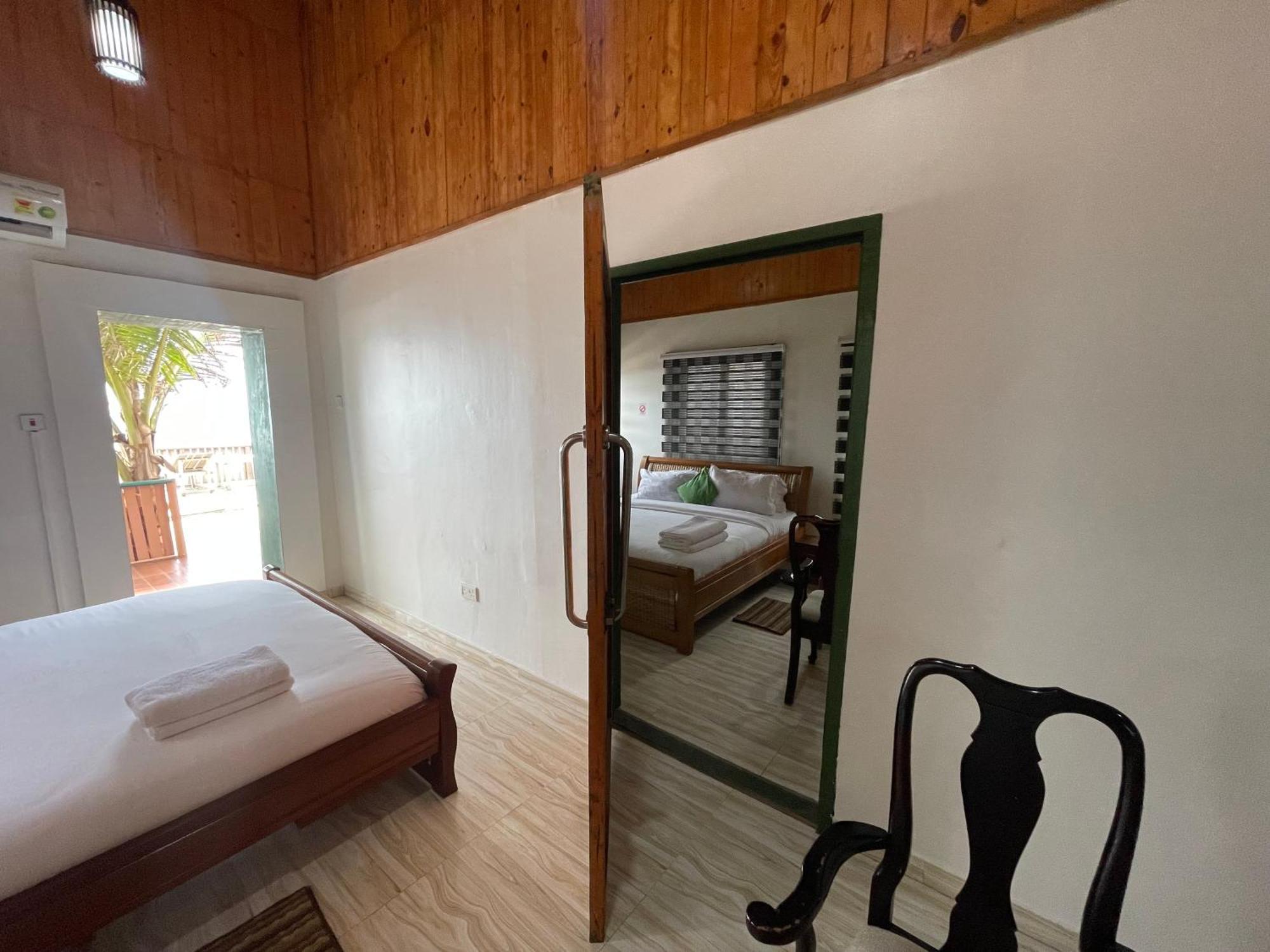 Ocean Green Beach Resorts And Villas Prampram Buitenkant foto